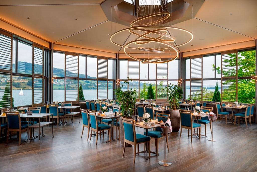 Seehotel Delphin Meisterschwanden Exterior photo