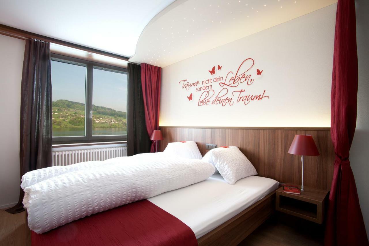 Seehotel Delphin Meisterschwanden Exterior photo